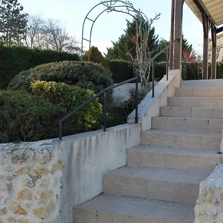 Hébergement de vacances Maison Avec Jardin Près Des Thermes, 2 Chambres, équipements Modernes, à - Fr-1-541-33