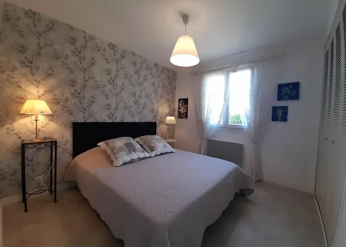 Maison Avec Jardin Pres Des Thermes, 2 Chambres, Equipements Modernes, A - Fr-1-541-33 *